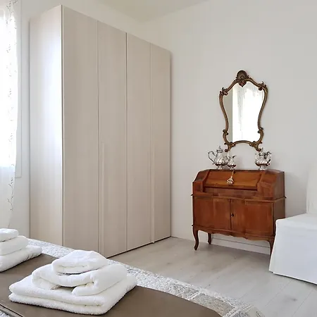 Ca' Dea Gondoea Apartment Venice Exterior photo